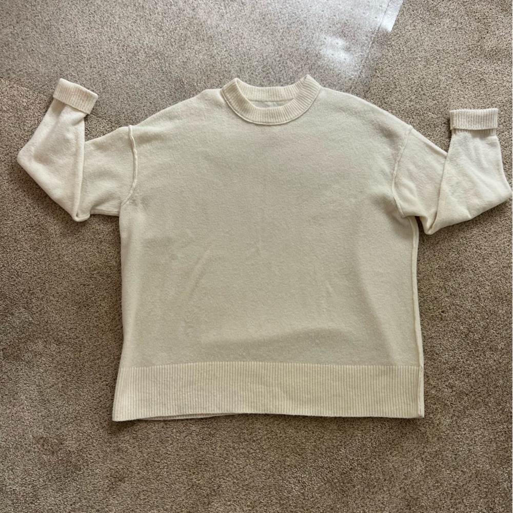 Aerie Soft Cream Knit Pullover
